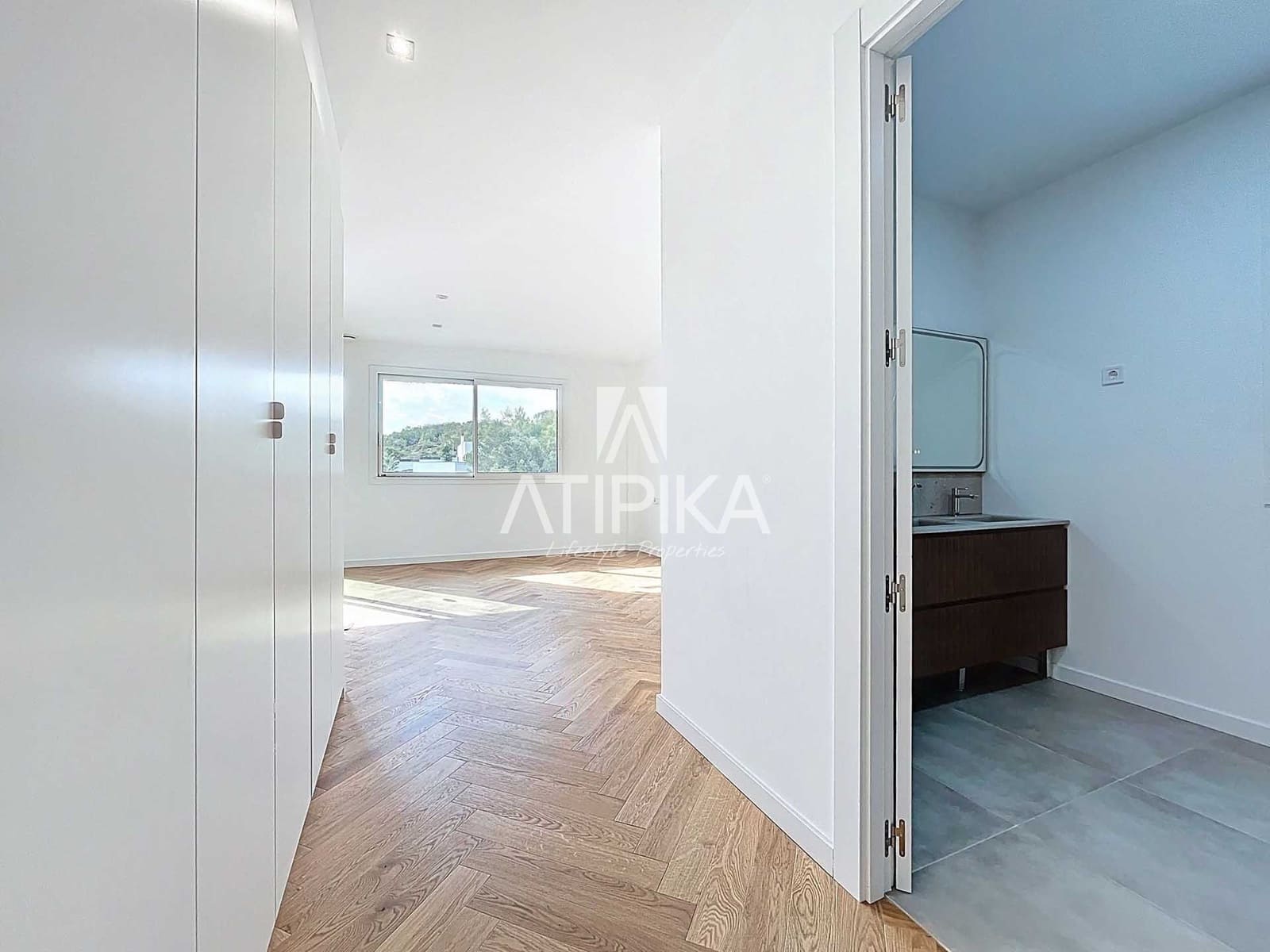 5 soveværelse Villa til salg i Sant Pere de Ribes med swimmingpool - € 1.450.000 (Ref: 9126471)