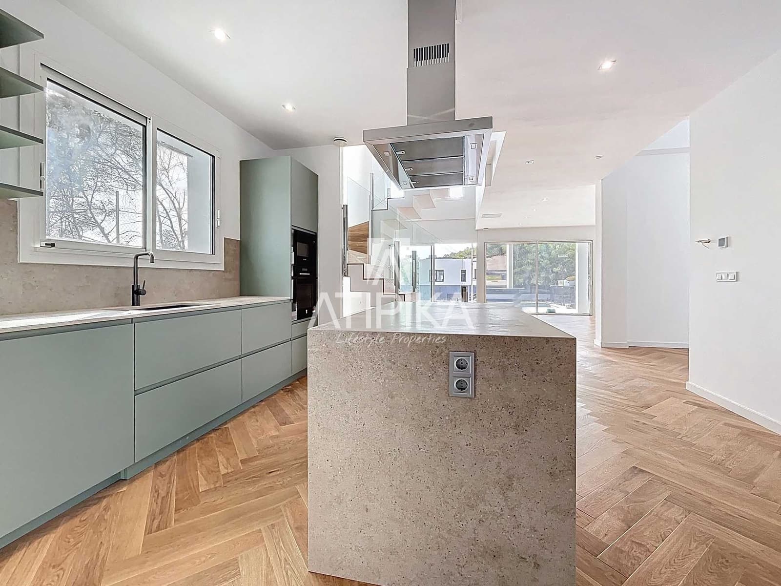 5 soveværelse Villa til salg i Sant Pere de Ribes med swimmingpool - € 1.450.000 (Ref: 9126471)