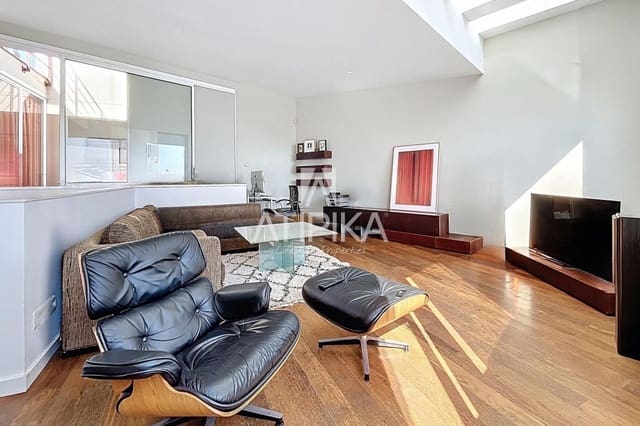 6 makuuhuone Huvila myytävänä paikassa Sitges mukana uima-altaan - 1 175 000 € (Ref: 9132050)