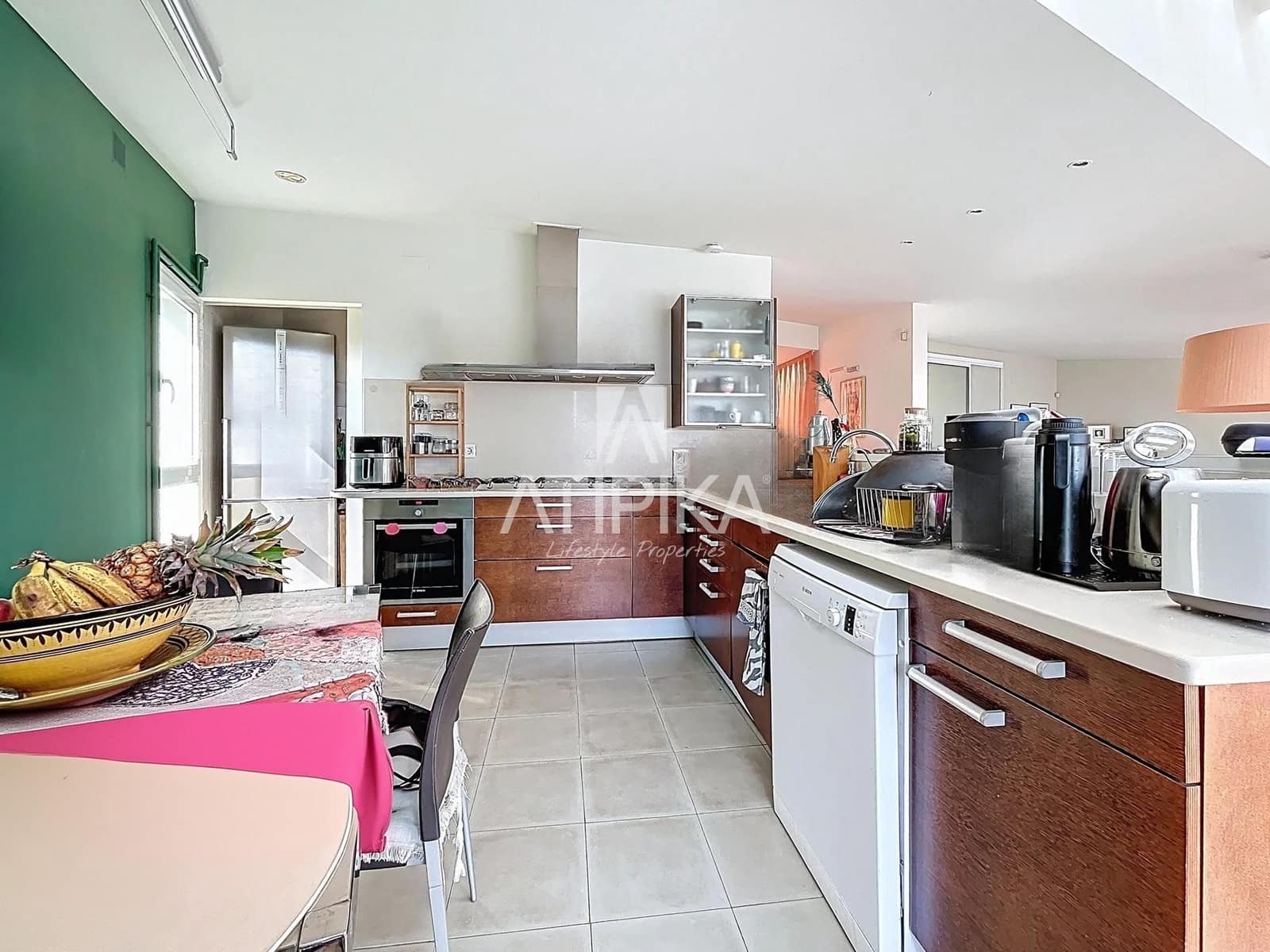 6 sypialnia Willa na sprzedaż w Sitges z basenem - 1 175 000 € (Ref: 9132050)