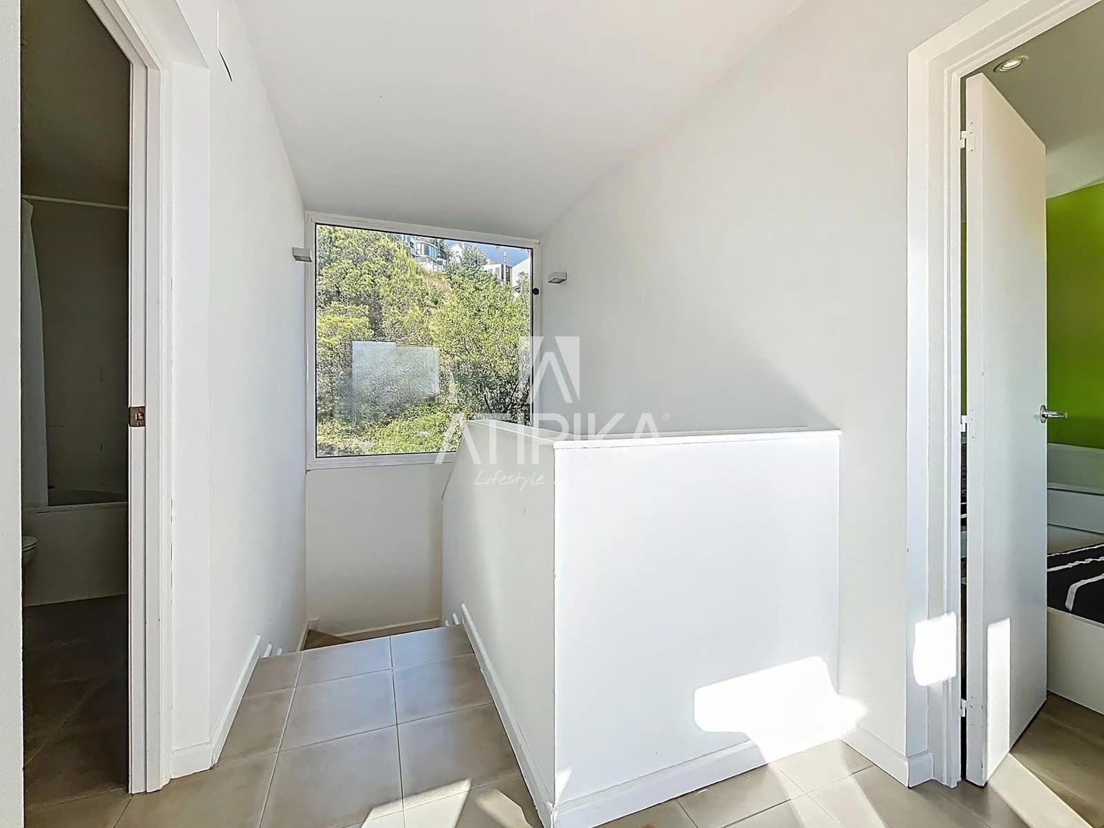 6 sypialnia Willa na sprzedaż w Sitges z basenem - 1 175 000 € (Ref: 9132050)