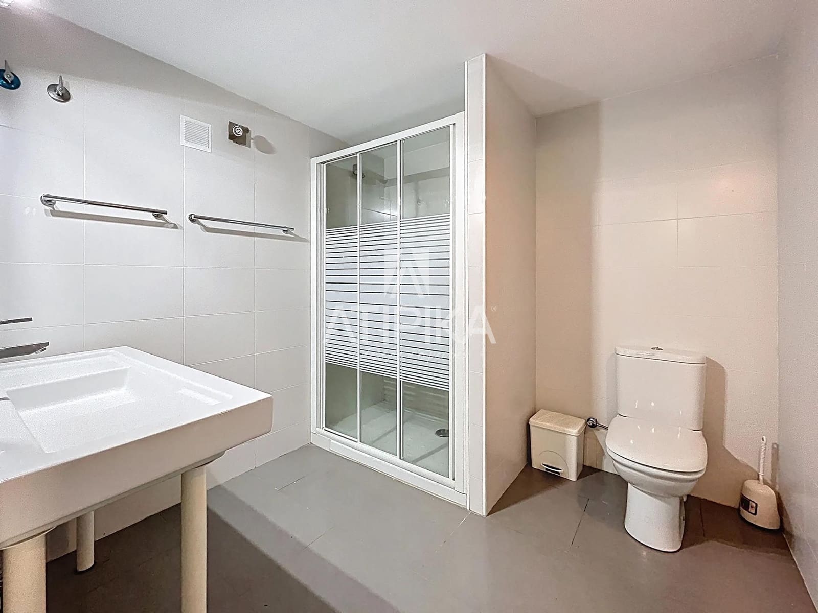 6 sypialnia Willa na sprzedaż w Sitges z basenem - 1 175 000 € (Ref: 9132050)