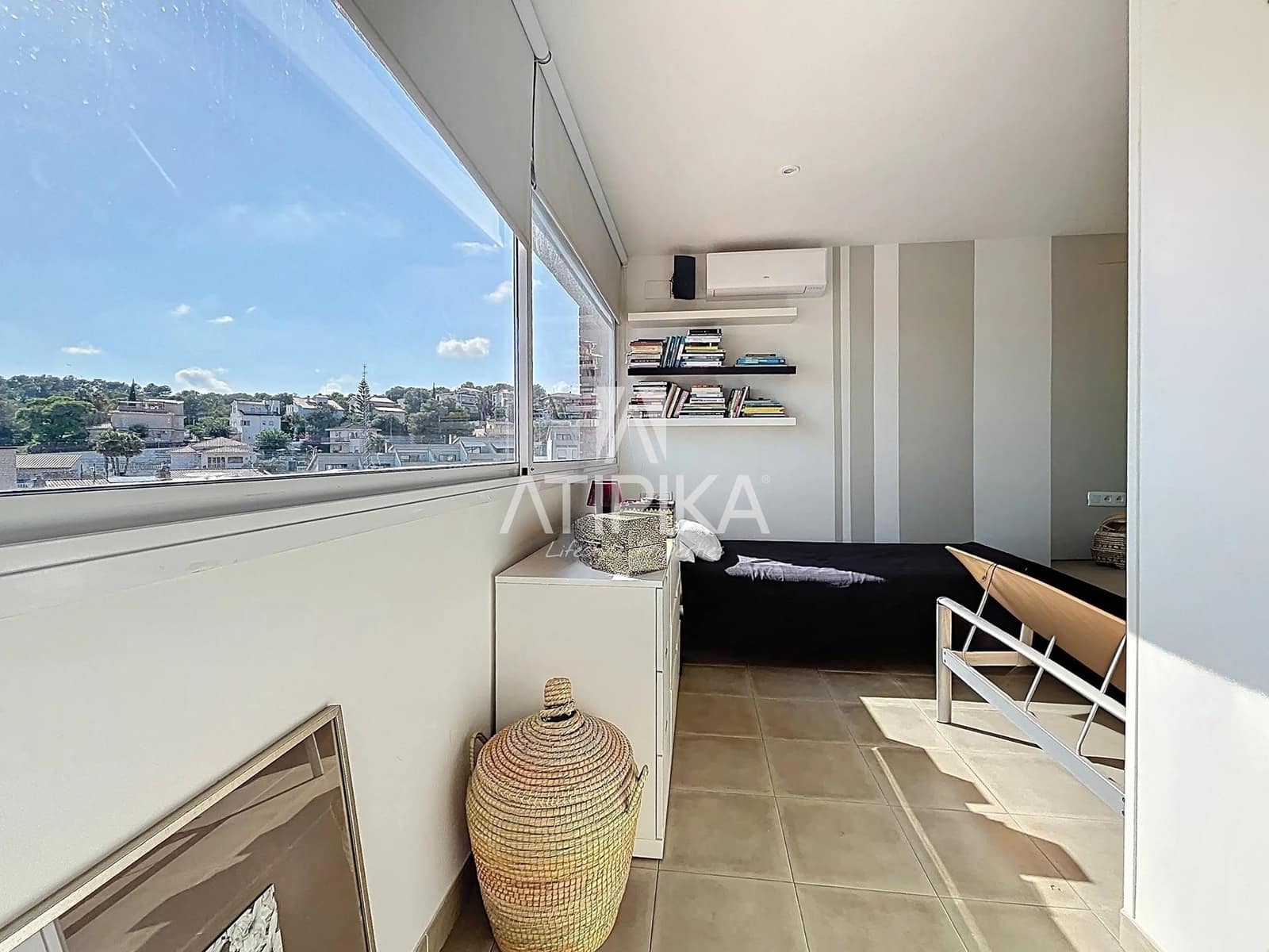 6 sypialnia Willa na sprzedaż w Sitges z basenem - 1 175 000 € (Ref: 9132050)