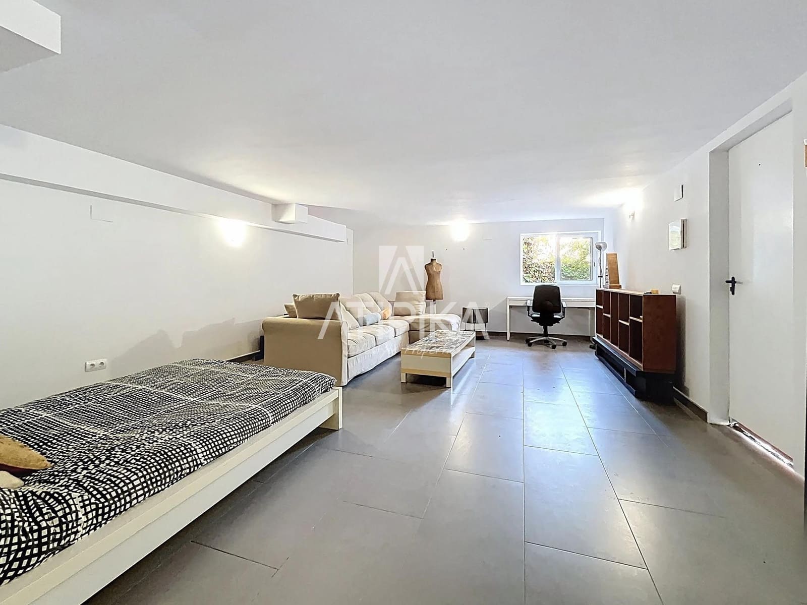 6 sypialnia Willa na sprzedaż w Sitges z basenem - 1 175 000 € (Ref: 9132050)