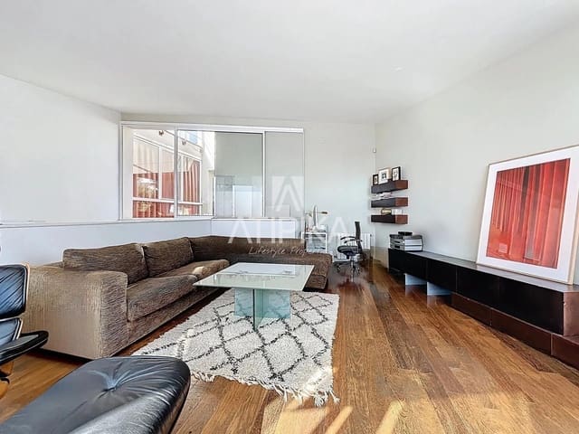 6 makuuhuone Huvila myytävänä paikassa Sitges mukana uima-altaan - 1 175 000 € (Ref: 9132050)