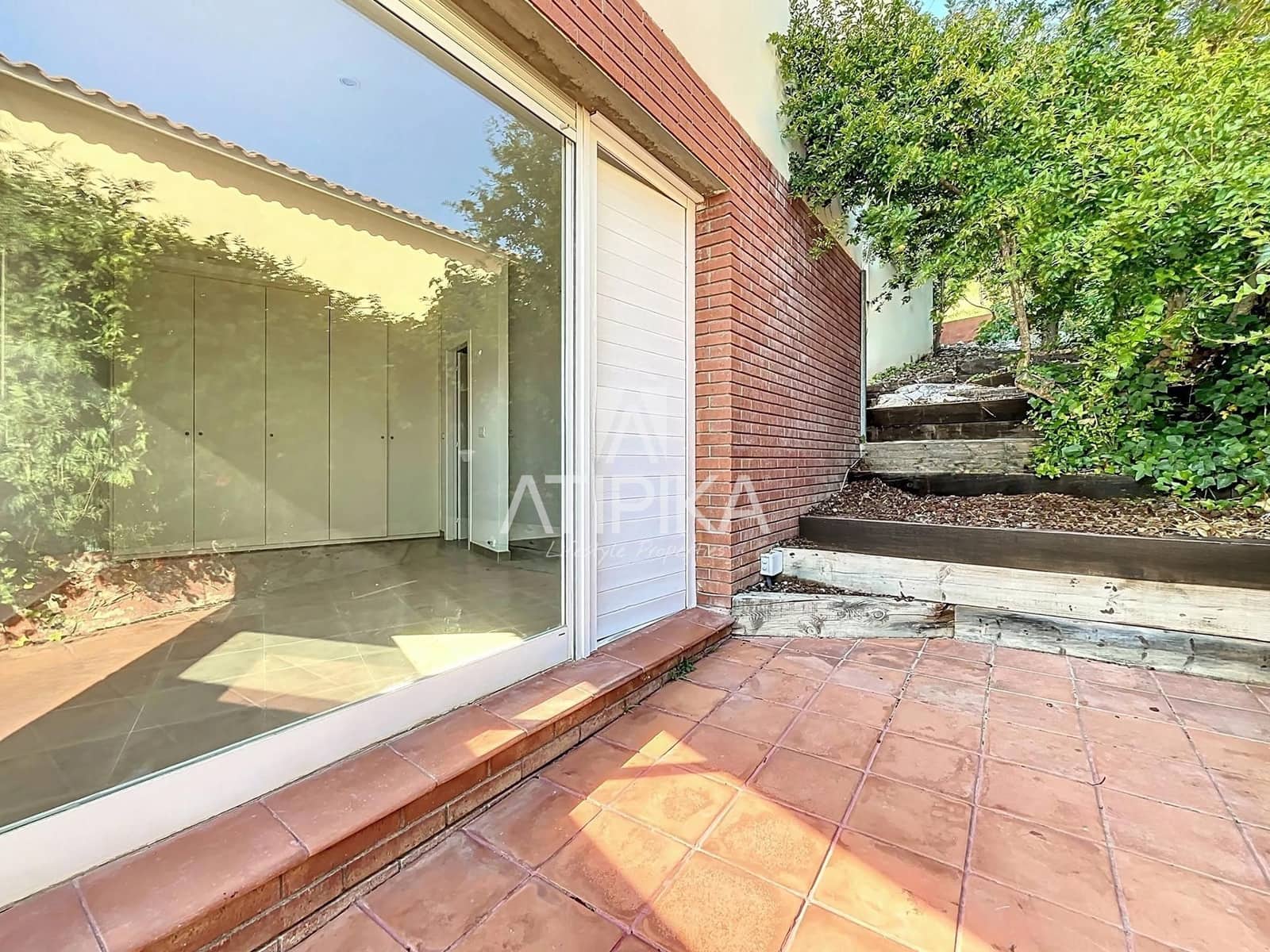 6 sypialnia Willa na sprzedaż w Sitges z basenem - 1 175 000 € (Ref: 9132050)