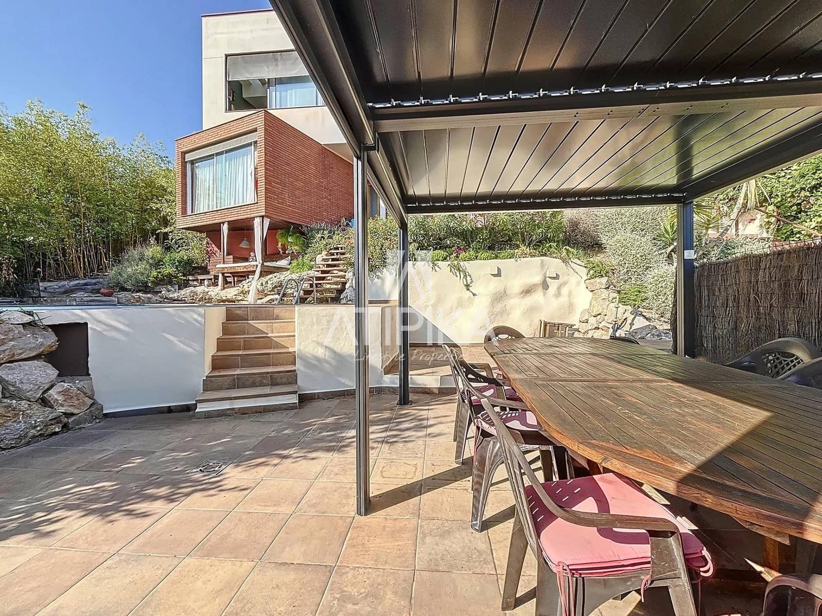 6 sypialnia Willa na sprzedaż w Sitges z basenem - 1 175 000 € (Ref: 9132050)