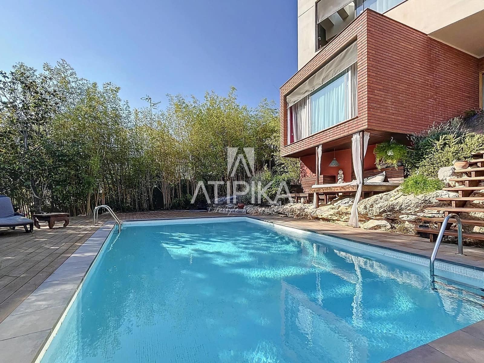 6 sypialnia Willa na sprzedaż w Sitges z basenem - 1 175 000 € (Ref: 9132050)