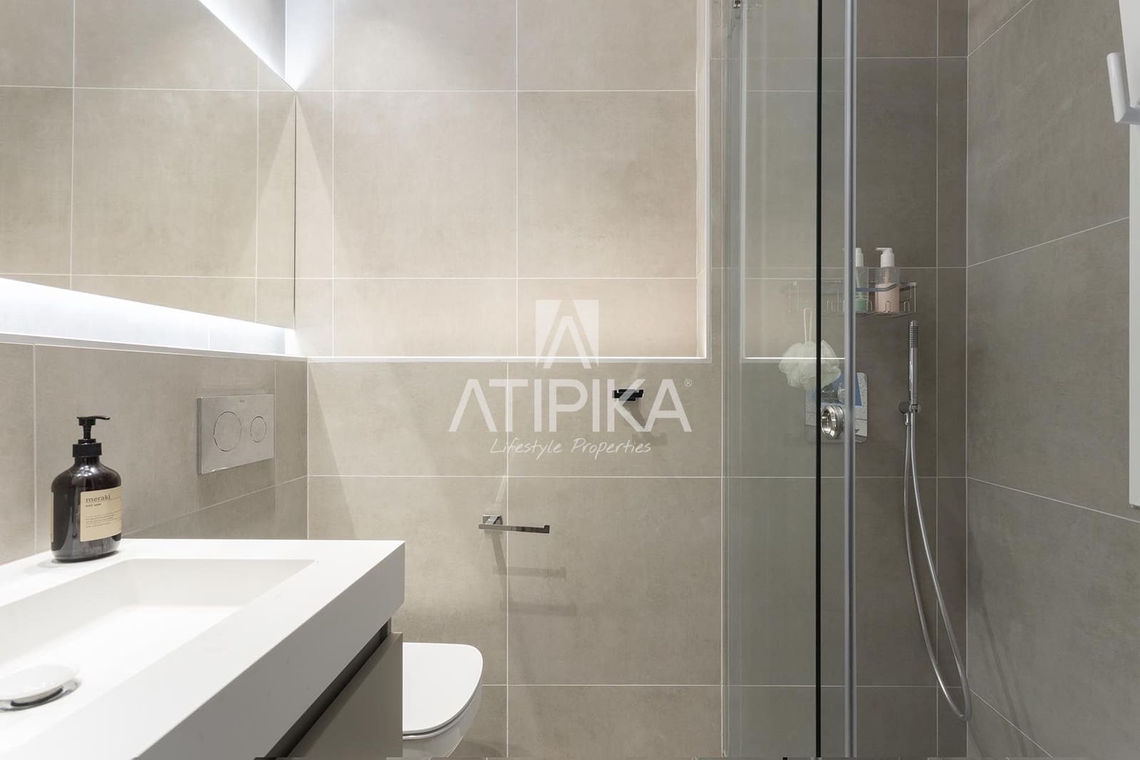 3 bedroom Apartment for sale in Barcelona city - € 1,250,000 (Ref: 9132052)