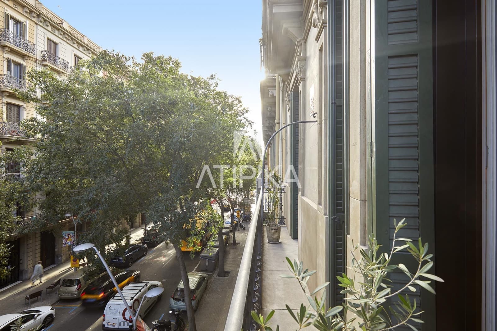 3 bedroom Apartment for sale in Barcelona city - € 1,250,000 (Ref: 9132052)