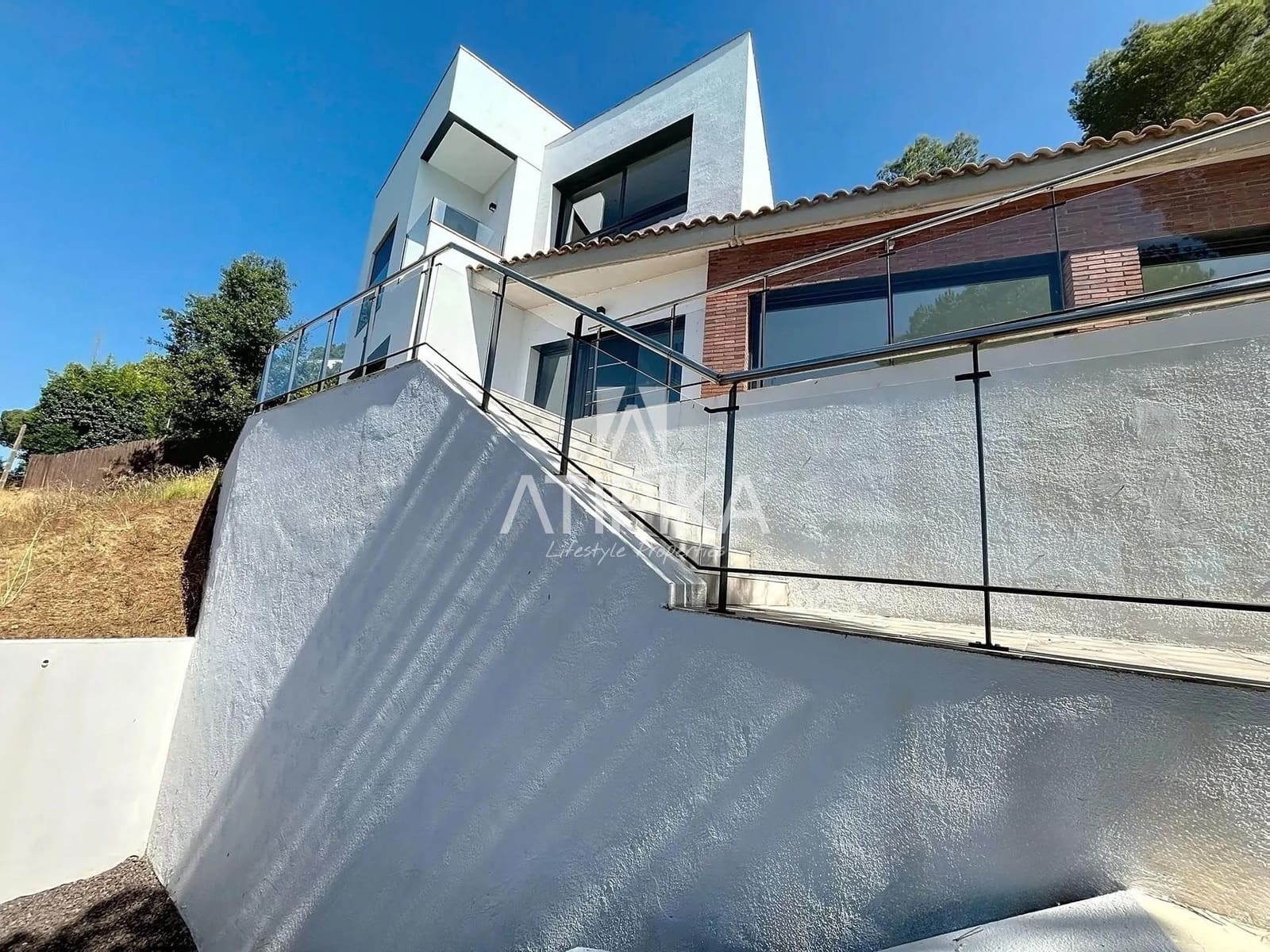 5 soveværelse Villa til salg i Vallromanes med swimmingpool - € 790.000 (Ref: 9153574)