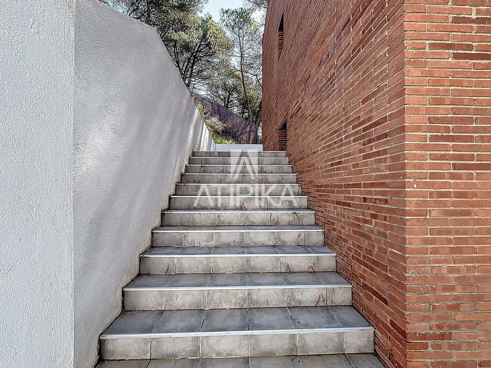 5 soveværelse Villa til salg i Vallromanes med swimmingpool - € 790.000 (Ref: 9153574)