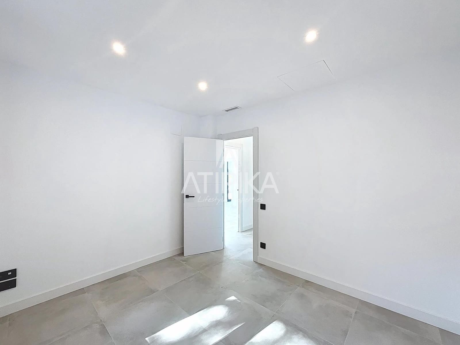 5 soveværelse Villa til salg i Vallromanes med swimmingpool - € 790.000 (Ref: 9153574)