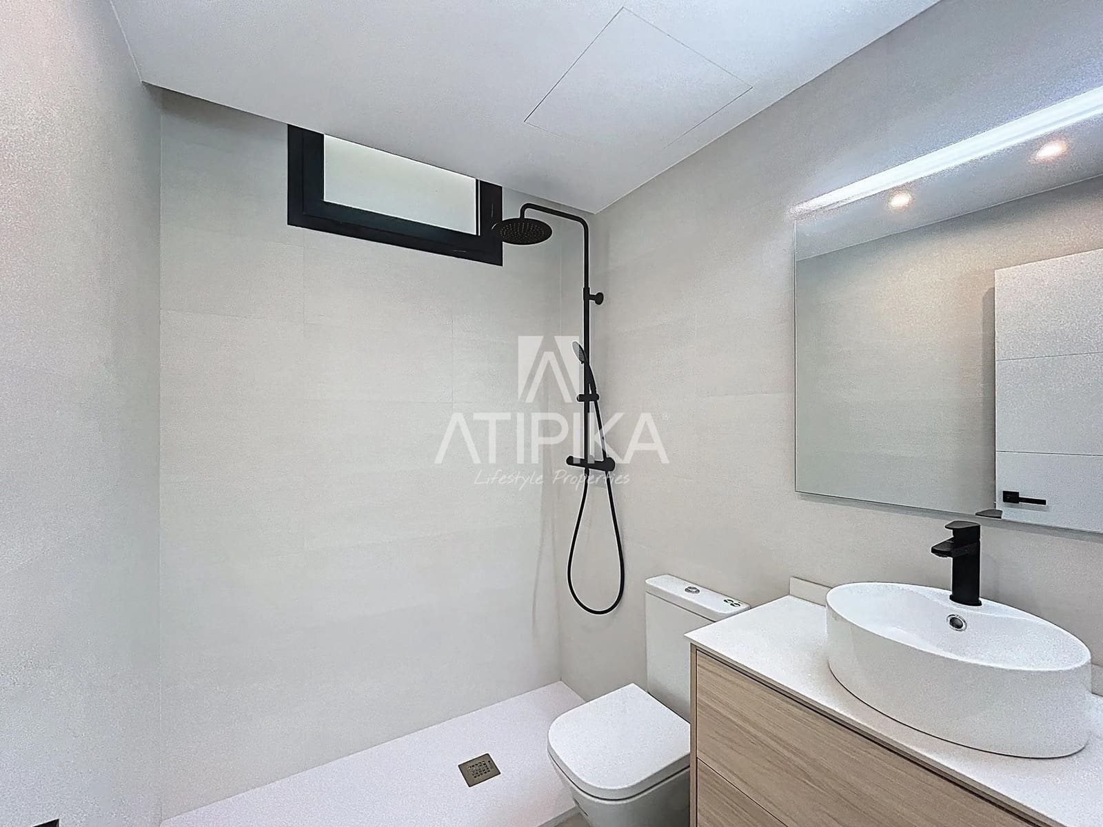 5 soveværelse Villa til salg i Vallromanes med swimmingpool - € 790.000 (Ref: 9153574)