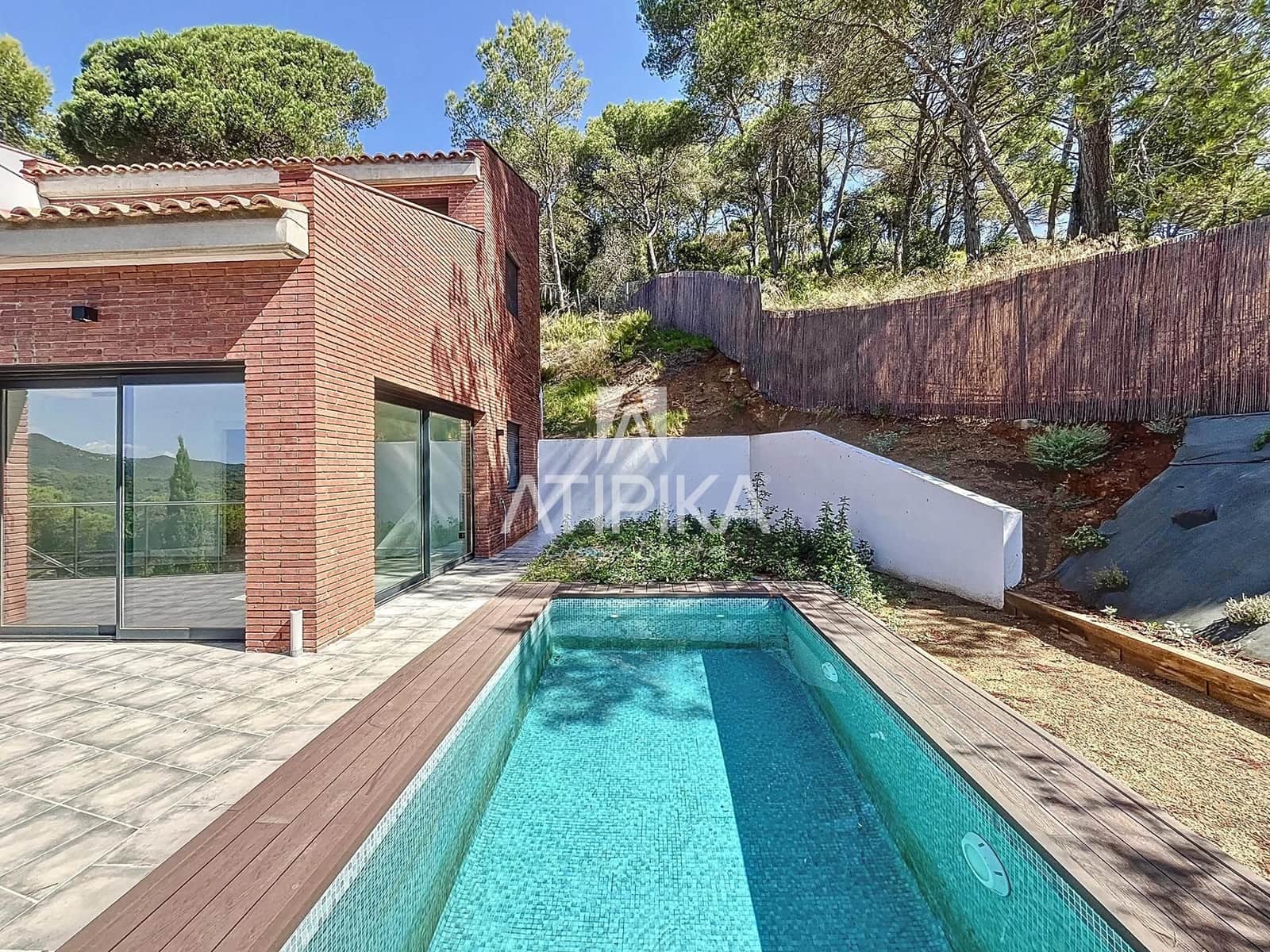 5 soveværelse Villa til salg i Vallromanes med swimmingpool - € 790.000 (Ref: 9153574)