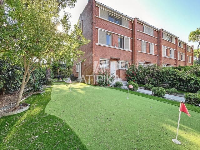 4 soveværelse Villa til leje i Gavà med swimmingpool - € 6.000 (Ref: 9165459)