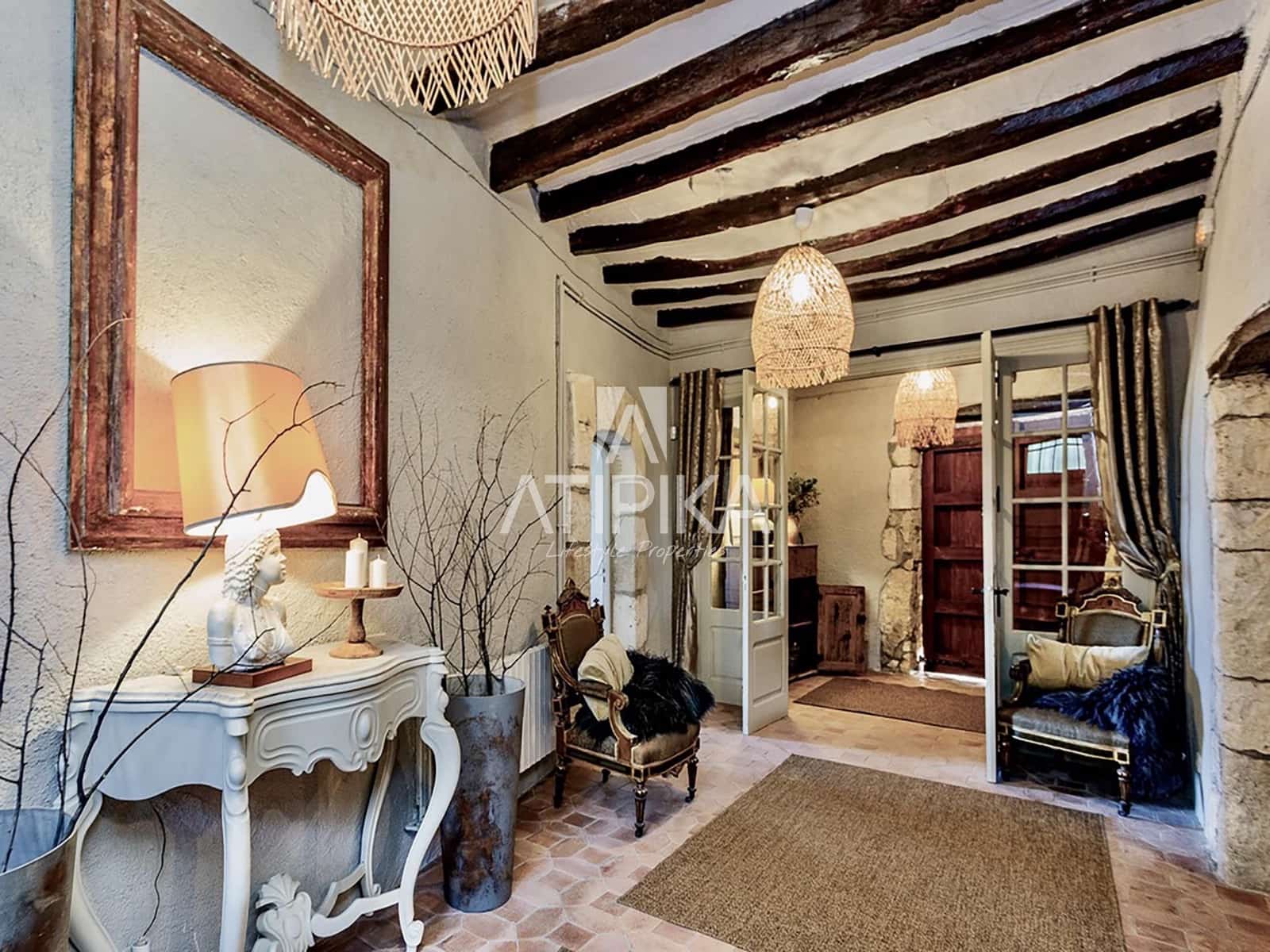 8 soveværelse Finca/Landehus til salg i Castellvi de la Marca med swimmingpool - € 995.000 (Ref: 9187970)