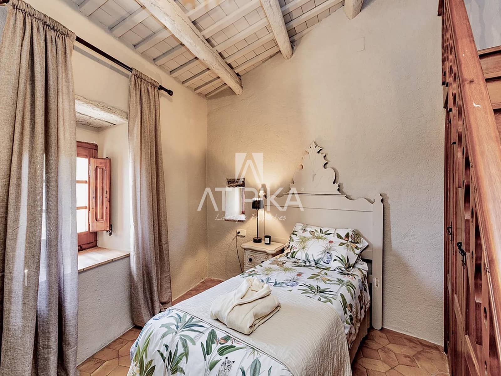 8 soveværelse Finca/Landehus til salg i Castellvi de la Marca med swimmingpool - € 995.000 (Ref: 9187970)