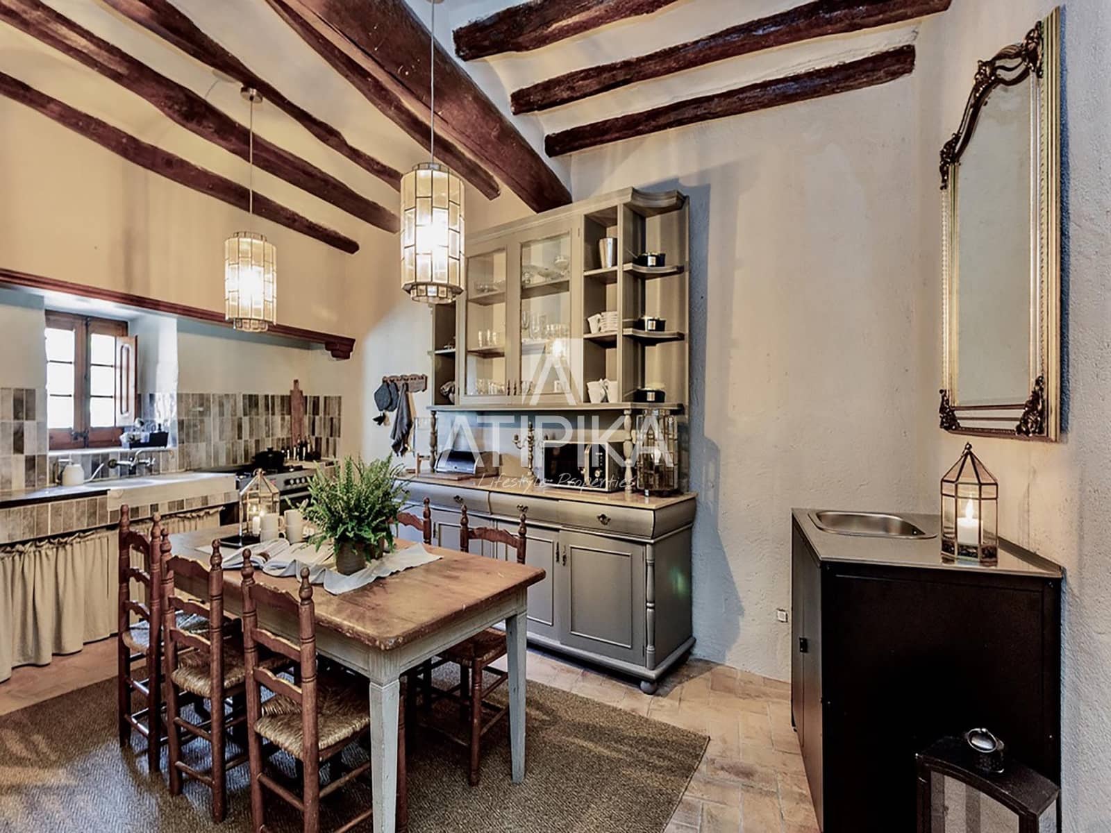 8 soveværelse Finca/Landehus til salg i Castellvi de la Marca med swimmingpool - € 995.000 (Ref: 9187970)