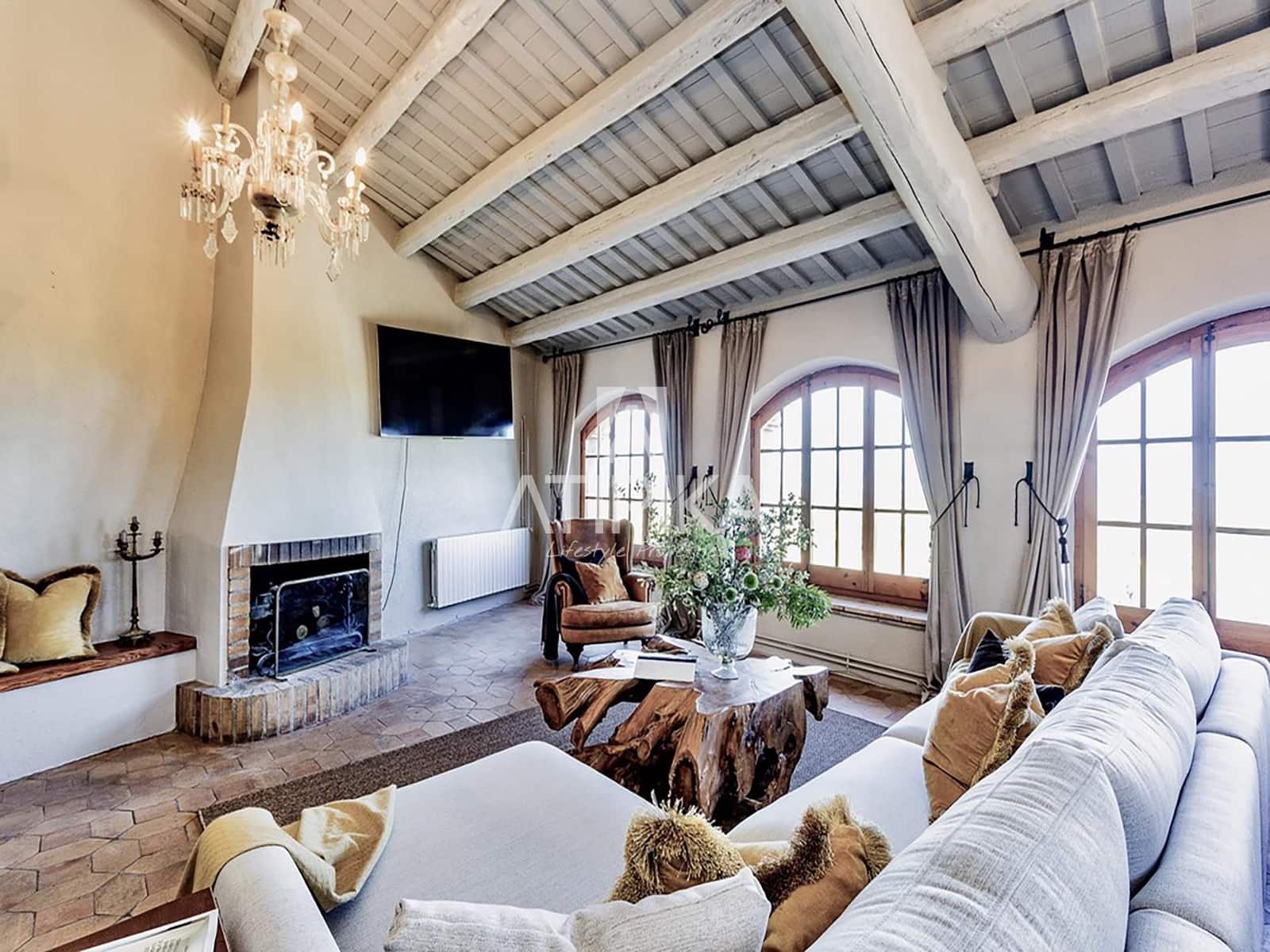 8 soveværelse Finca/Landehus til salg i Castellvi de la Marca med swimmingpool - € 995.000 (Ref: 9187970)