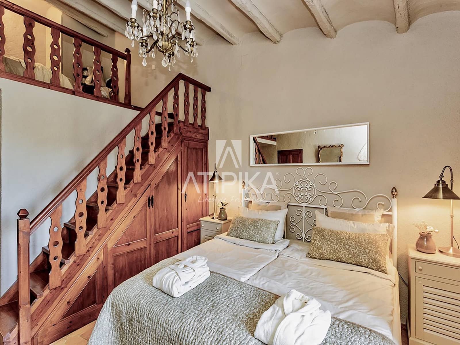 8 soveværelse Finca/Landehus til salg i Castellvi de la Marca med swimmingpool - € 995.000 (Ref: 9187970)