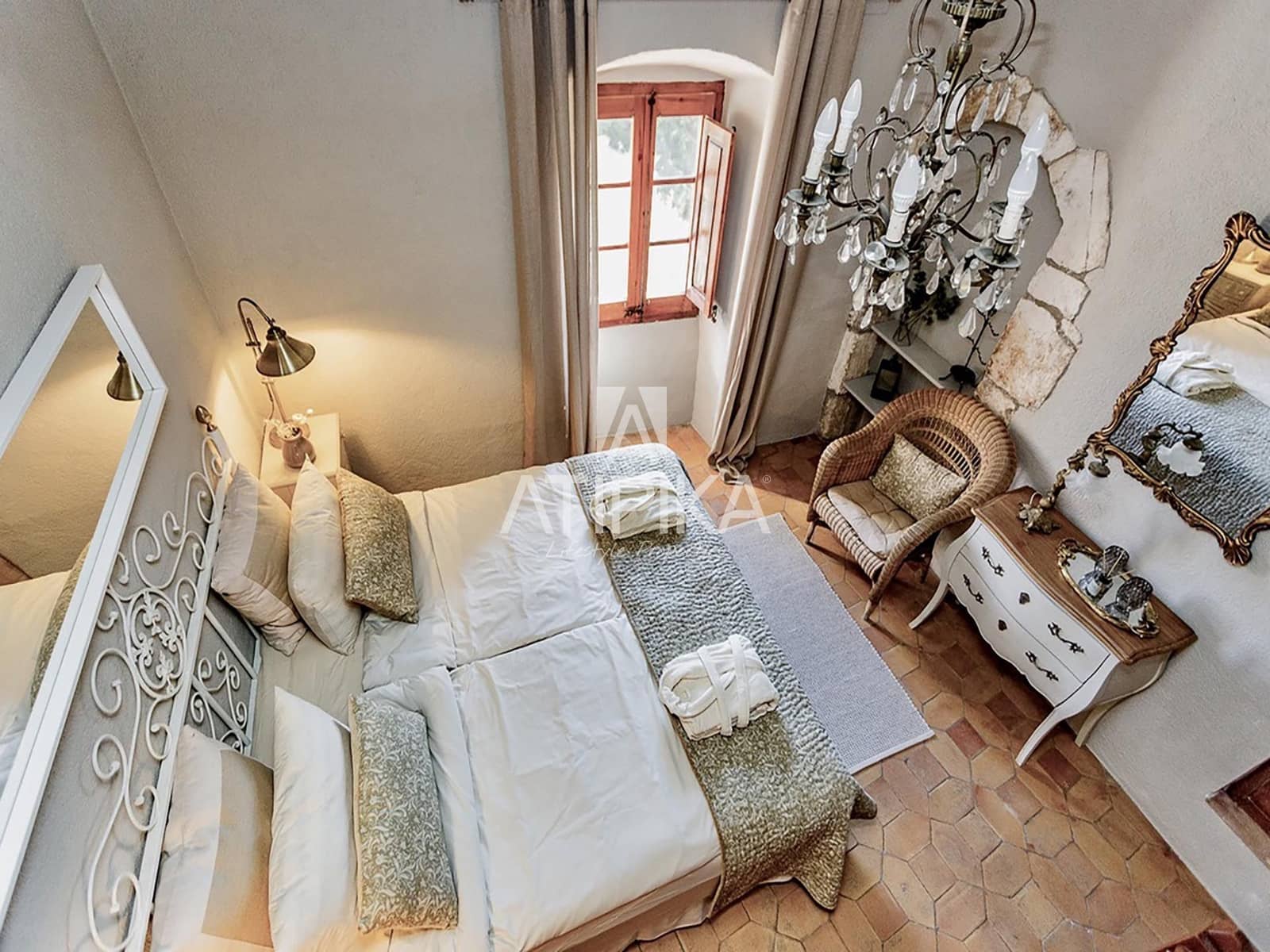 8 soveværelse Finca/Landehus til salg i Castellvi de la Marca med swimmingpool - € 995.000 (Ref: 9187970)