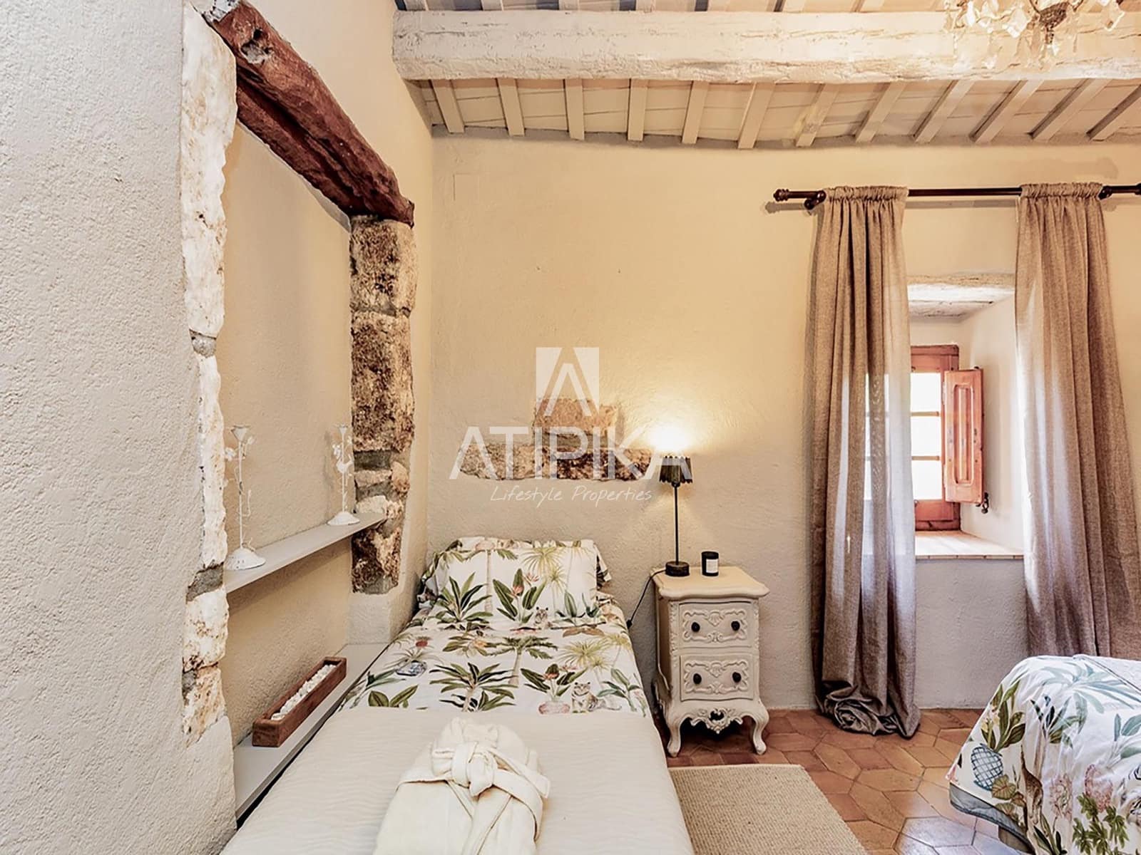 8 soveværelse Finca/Landehus til salg i Castellvi de la Marca med swimmingpool - € 995.000 (Ref: 9187970)