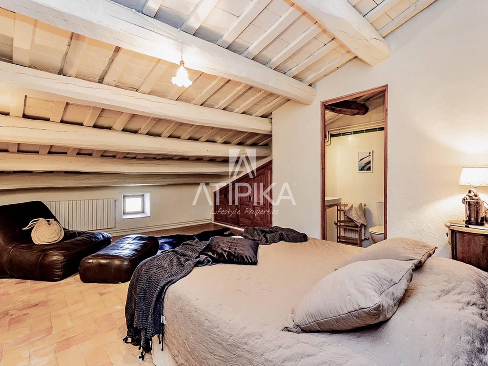 8 soveværelse Finca/Landehus til salg i Castellvi de la Marca med swimmingpool - € 995.000 (Ref: 9187970)