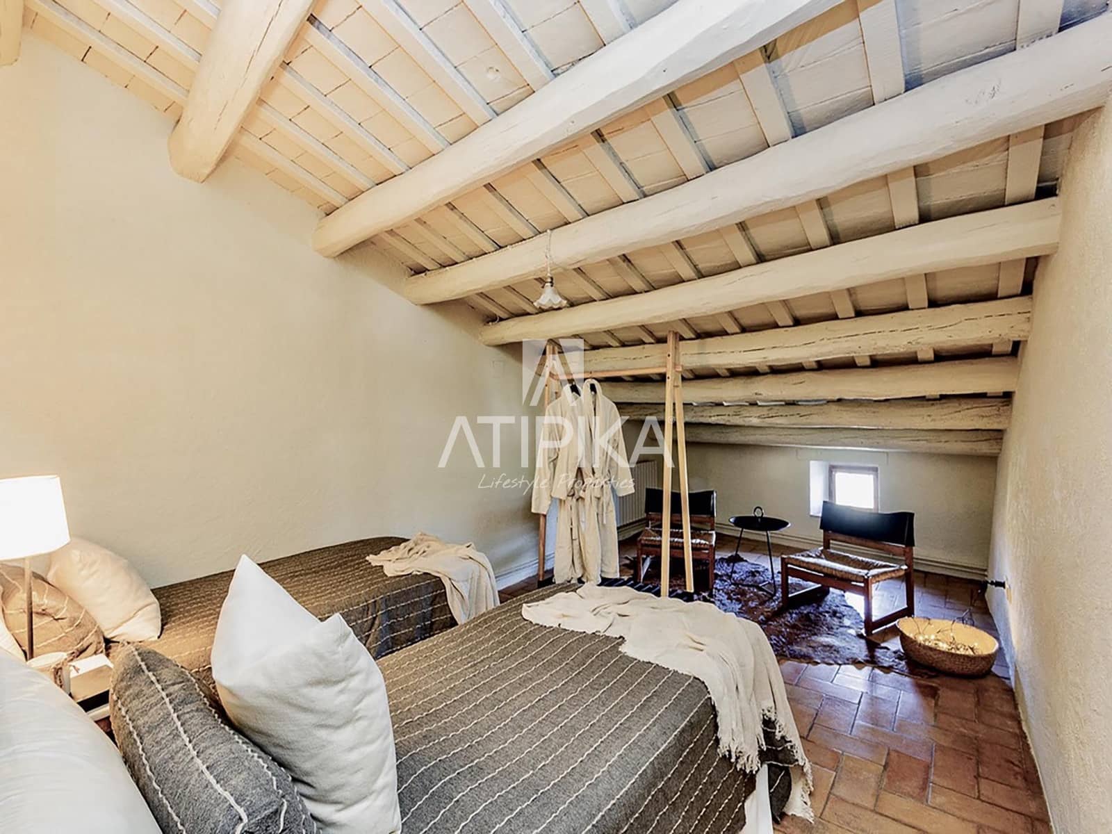 8 soveværelse Finca/Landehus til salg i Castellvi de la Marca med swimmingpool - € 995.000 (Ref: 9187970)