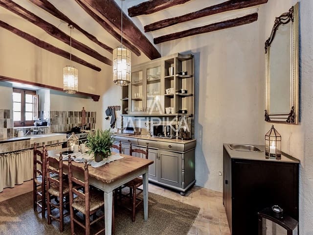 8 bedroom Finca/Country House for sale in Castellví de la Marca with pool - € 995,000 (Ref: 9187970)