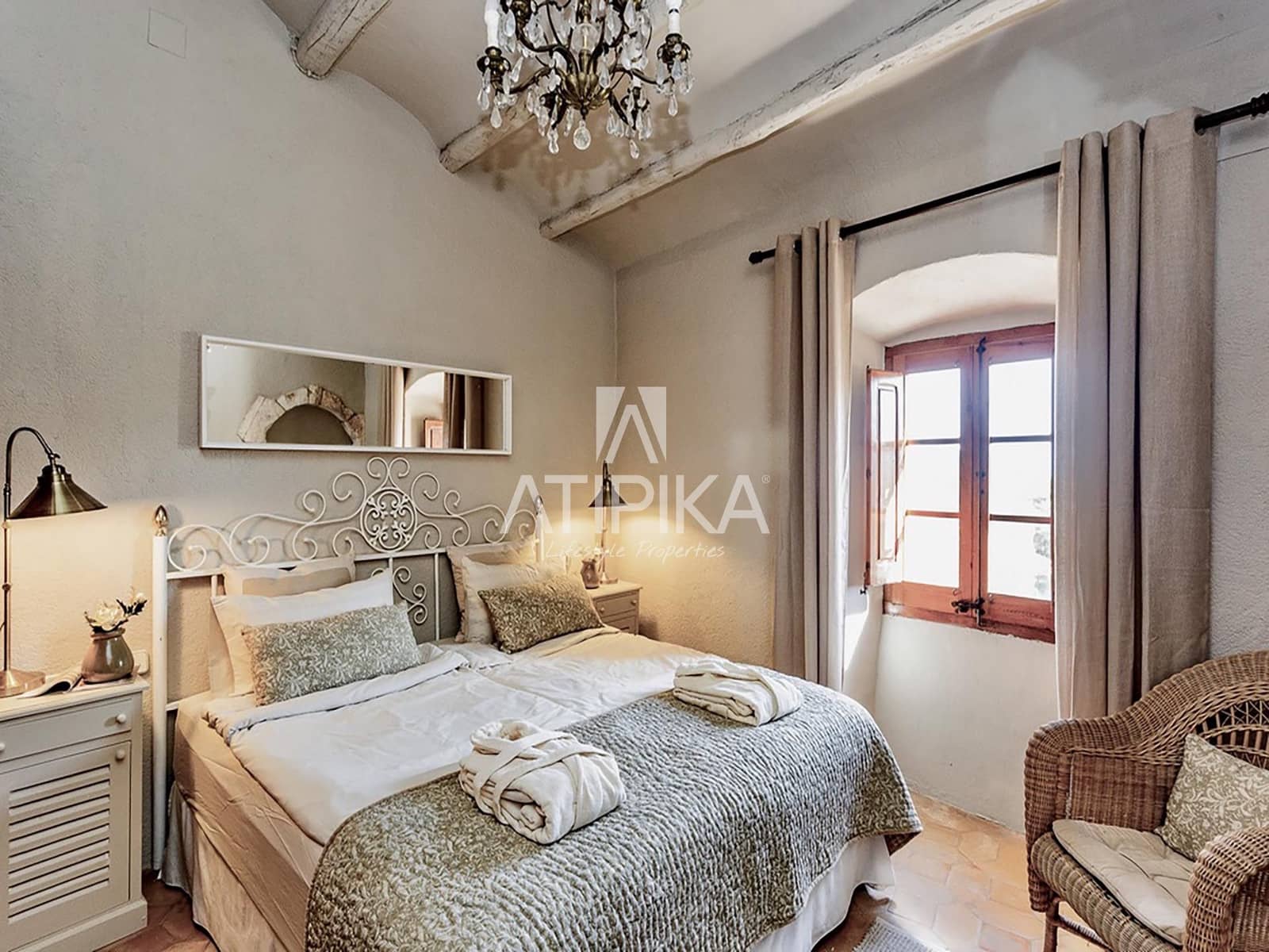 8 soveværelse Finca/Landehus til salg i Castellvi de la Marca med swimmingpool - € 995.000 (Ref: 9187970)