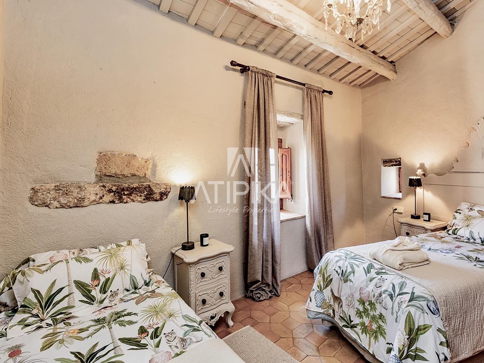 8 soveværelse Finca/Landehus til salg i Castellvi de la Marca med swimmingpool - € 995.000 (Ref: 9187970)