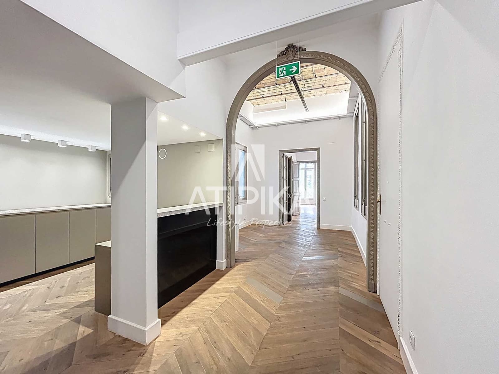 8 soveværelse Kontor til leje i Barcelona by - € 15.000 (Ref: 9195227)