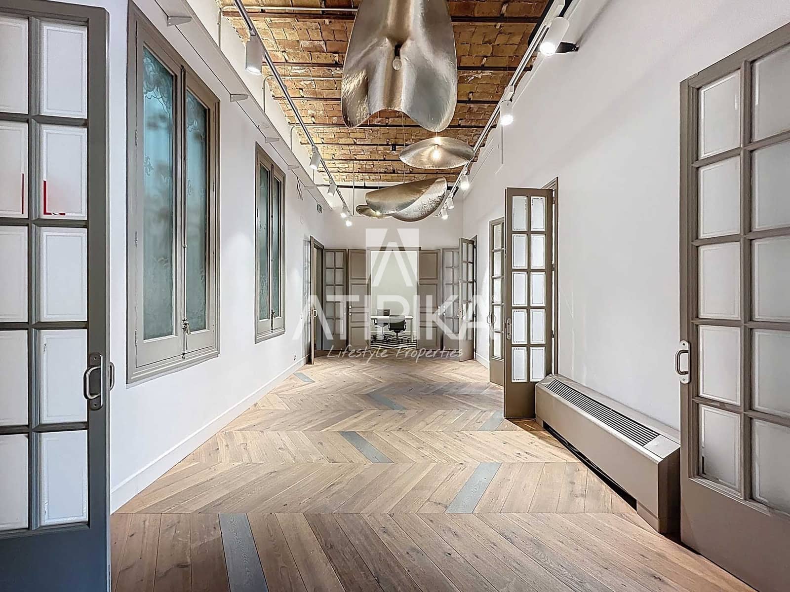 8 soveværelse Kontor til leje i Barcelona by - € 15.000 (Ref: 9195227)