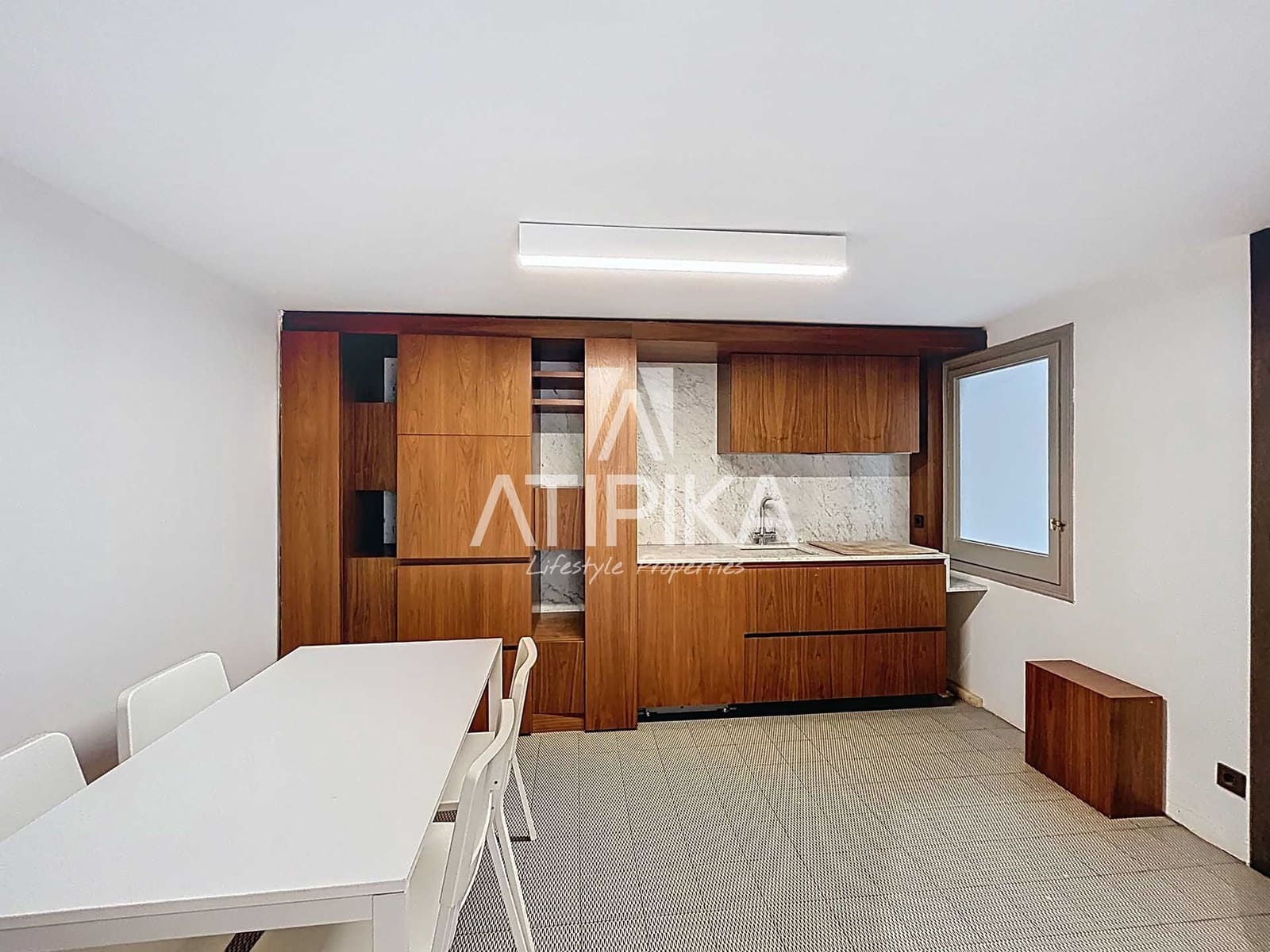 8 soveværelse Kontor til leje i Barcelona by - € 15.000 (Ref: 9195227)