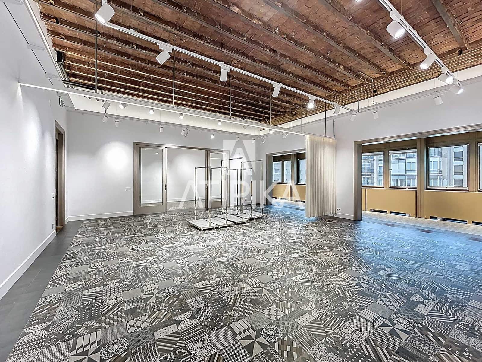 8 soveværelse Kontor til leje i Barcelona by - € 15.000 (Ref: 9195227)