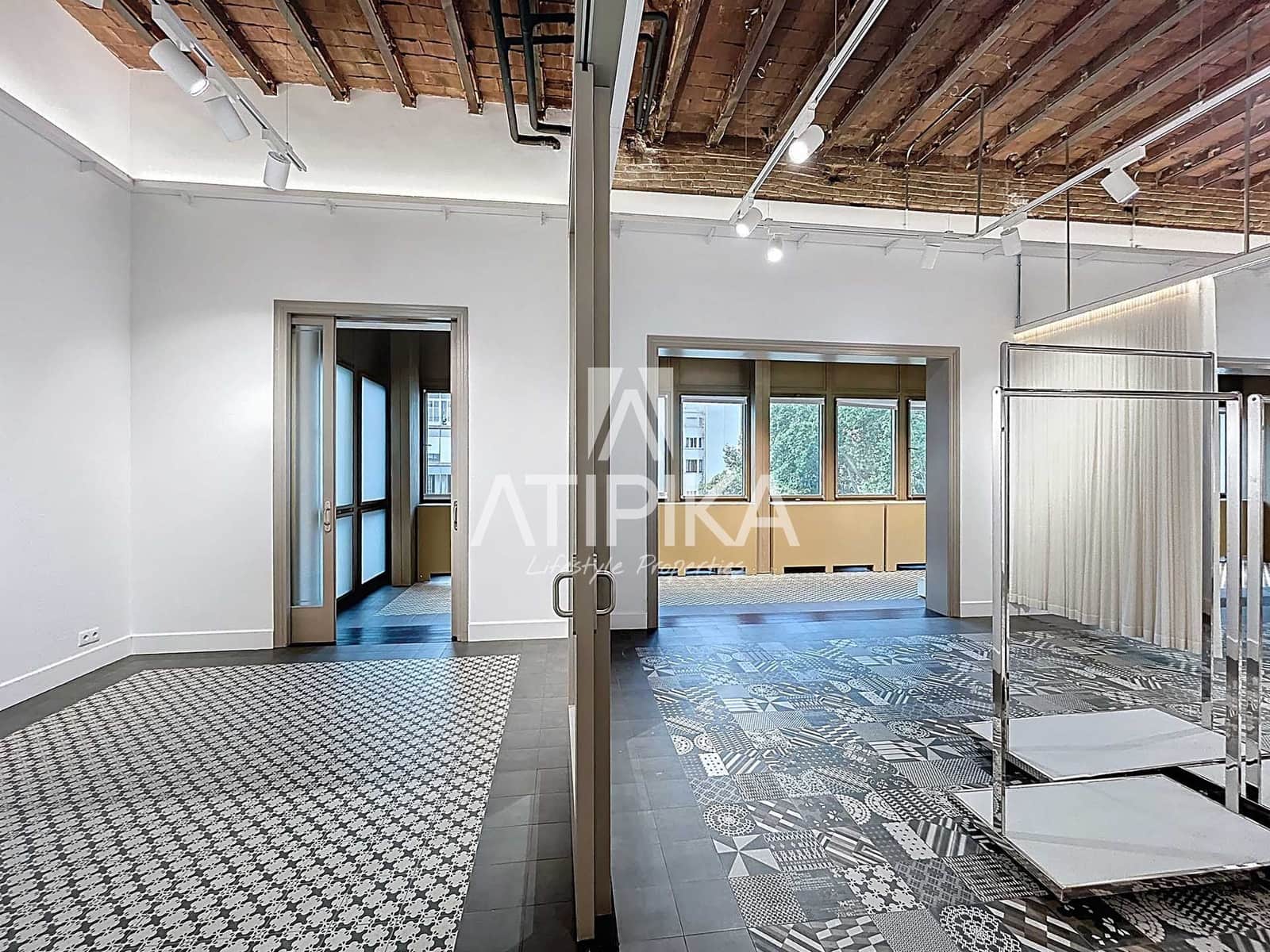 8 soveværelse Kontor til leje i Barcelona by - € 15.000 (Ref: 9195227)