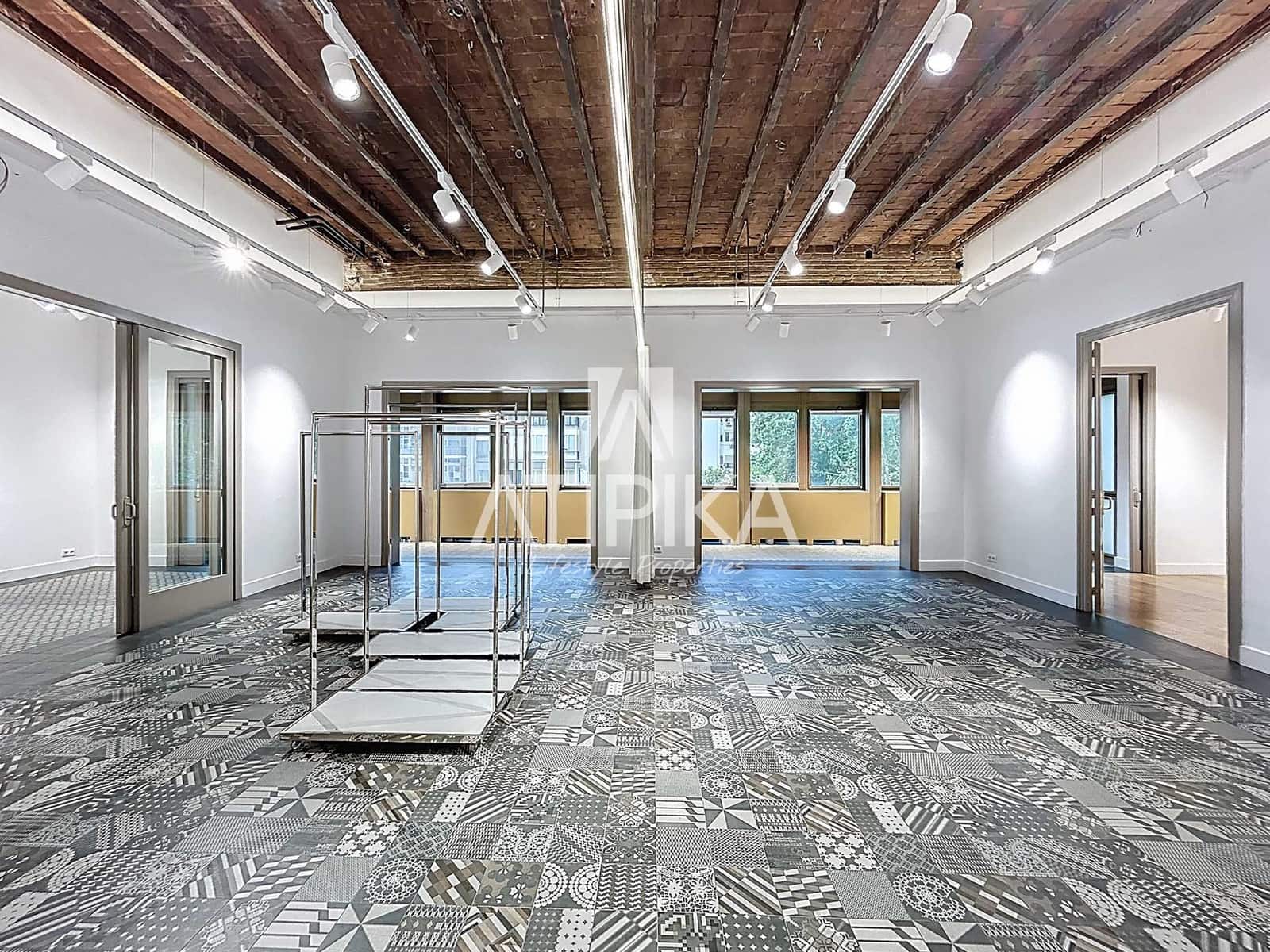 8 soveværelse Kontor til leje i Barcelona by - € 15.000 (Ref: 9195227)