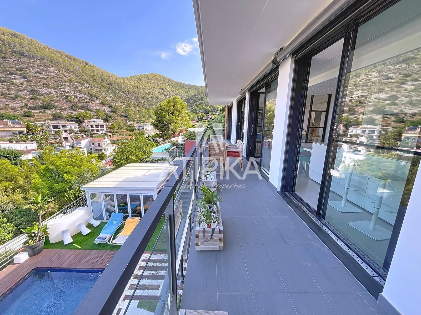 6 soveværelse Villa til salg i Sitges med swimmingpool - € 1.850.000 (Ref: 9197445)