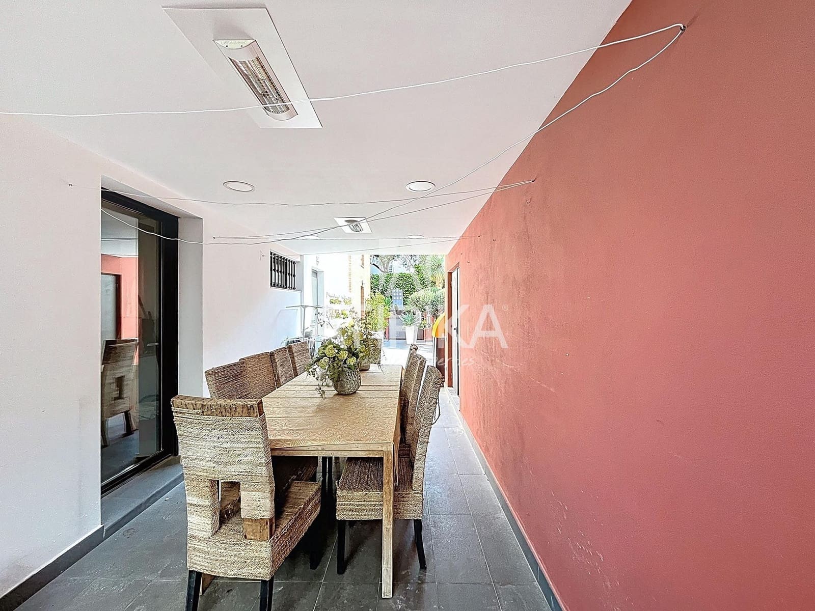 6 soveværelse Villa til salg i Sitges med swimmingpool - € 1.850.000 (Ref: 9197445)