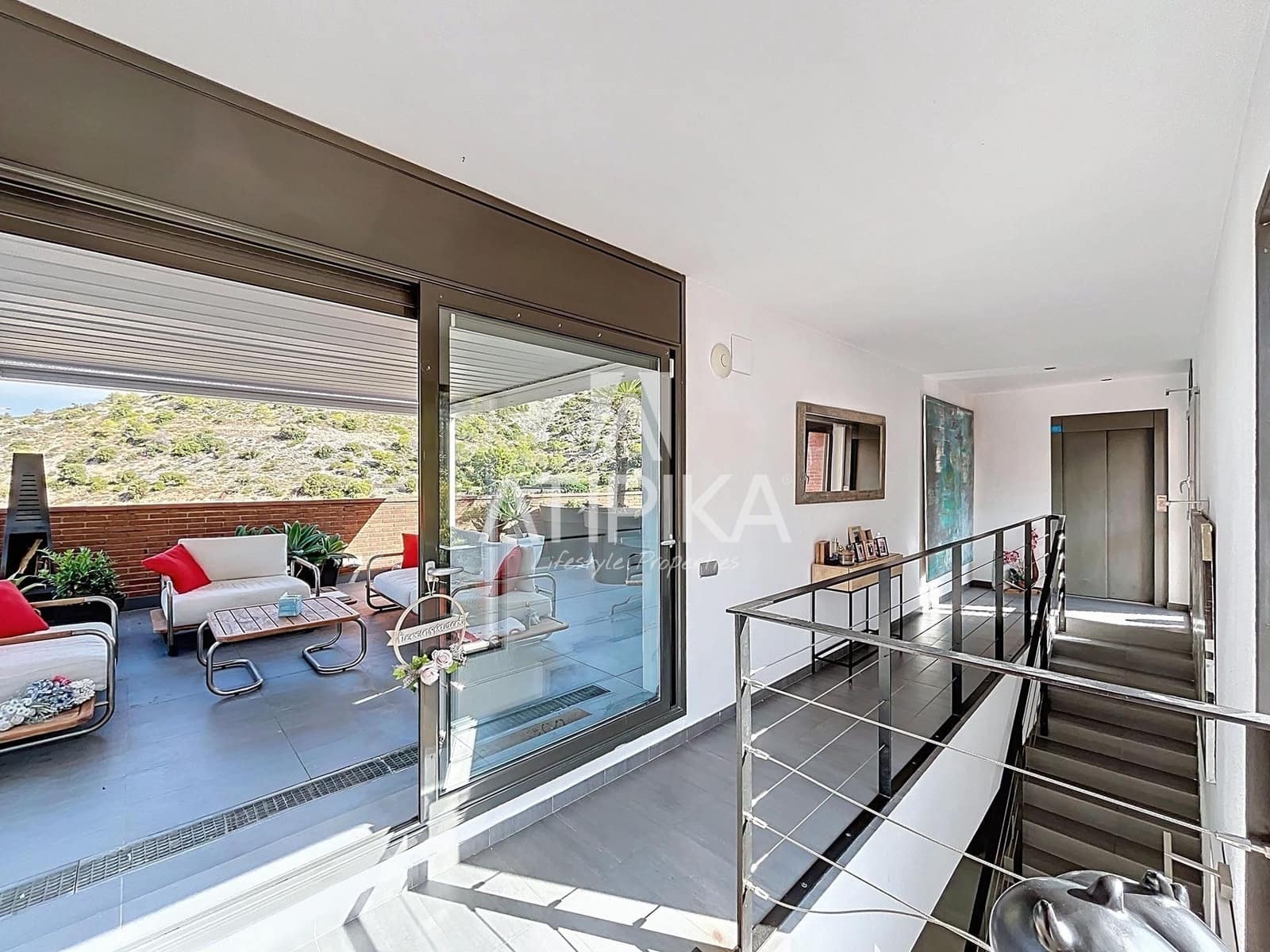 6 soveværelse Villa til salg i Sitges med swimmingpool - € 1.850.000 (Ref: 9197445)