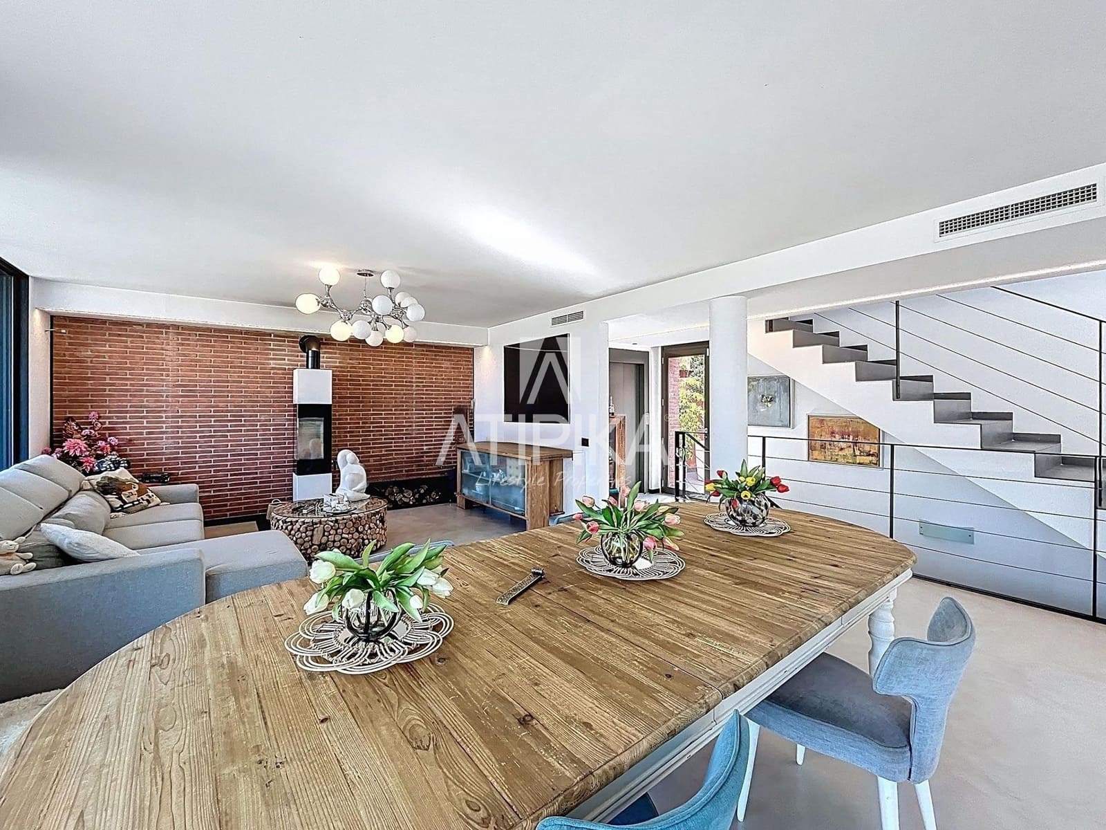 6 soveværelse Villa til salg i Sitges med swimmingpool - € 1.850.000 (Ref: 9197445)