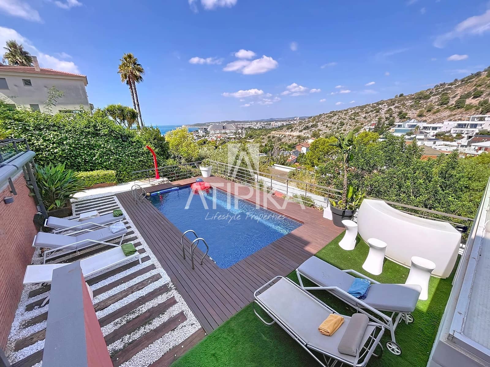 6 soveværelse Villa til salg i Sitges med swimmingpool - € 1.850.000 (Ref: 9197445)