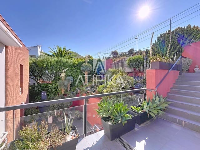 6 soveværelse Villa til salg i Sitges med swimmingpool - € 1.850.000 (Ref: 9197445)