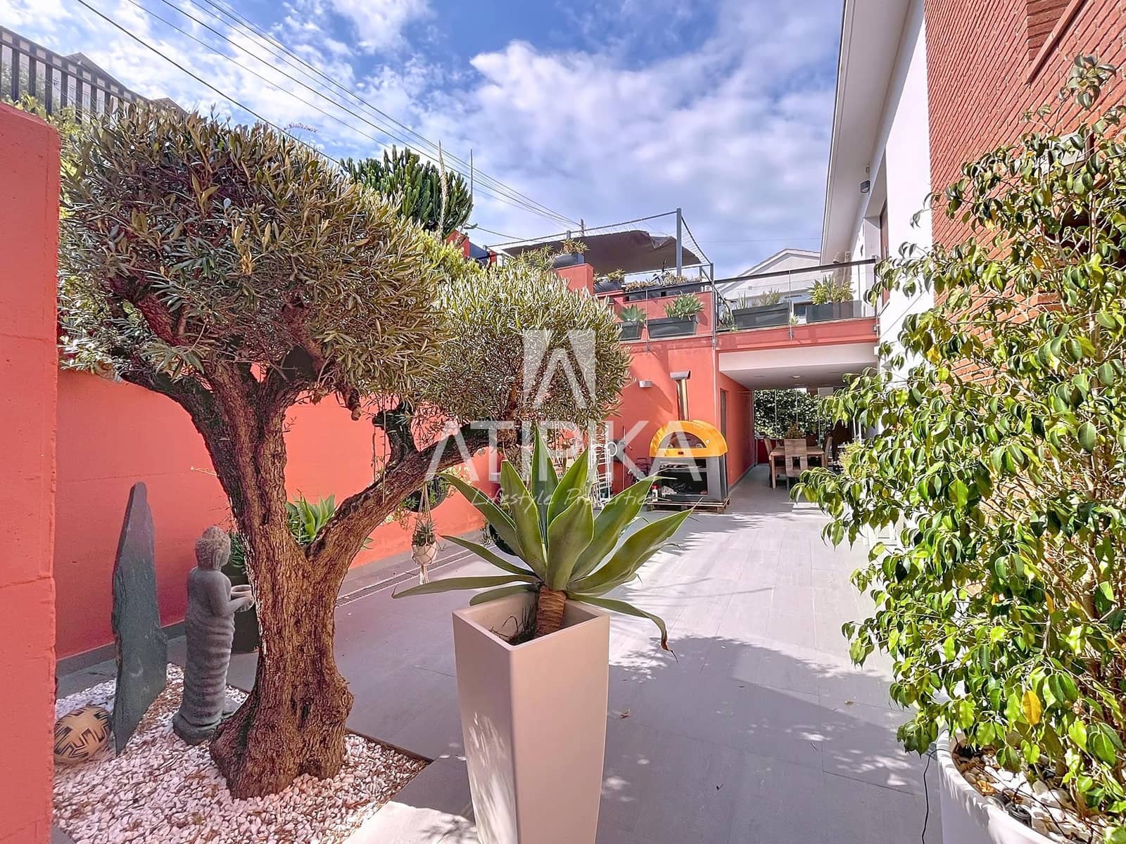 6 soveværelse Villa til salg i Sitges med swimmingpool - € 1.850.000 (Ref: 9197445)