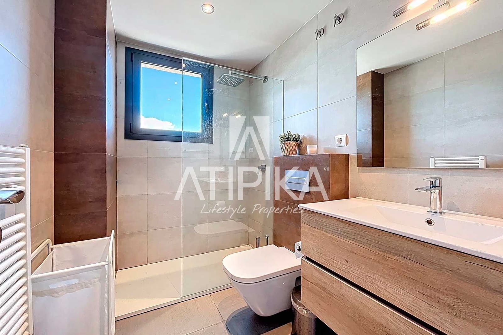 5 quarto Moradia para venda em Sant Pere de Ribes com piscina - 1 950 000 € (Ref: 9200240)