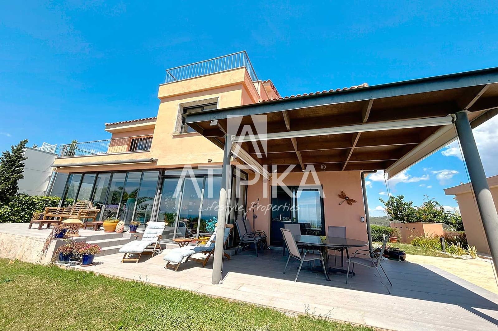 5 quarto Moradia para venda em Sant Pere de Ribes com piscina - 1 950 000 € (Ref: 9200240)