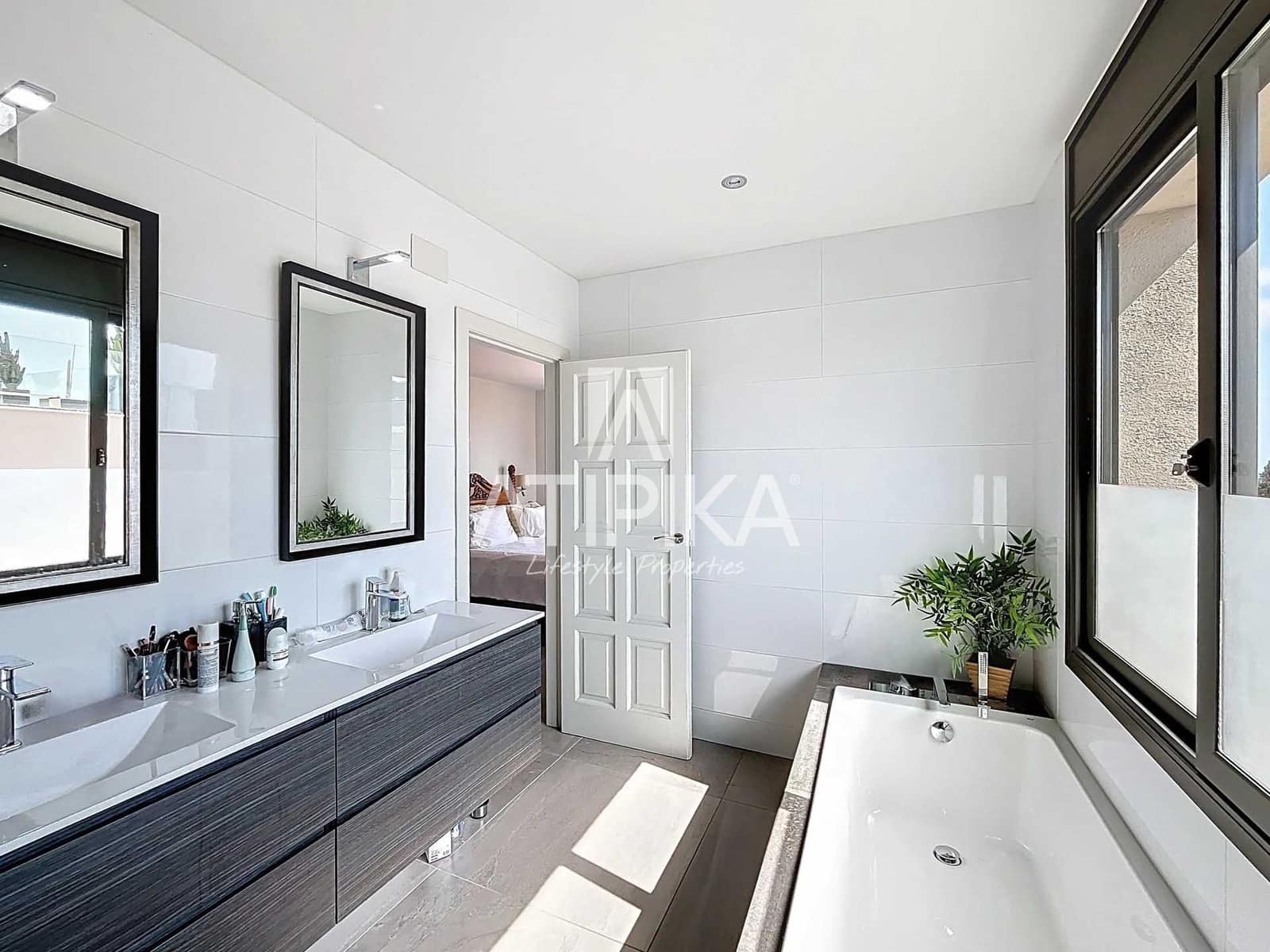 5 quarto Moradia para venda em Sant Pere de Ribes com piscina - 1 950 000 € (Ref: 9200240)