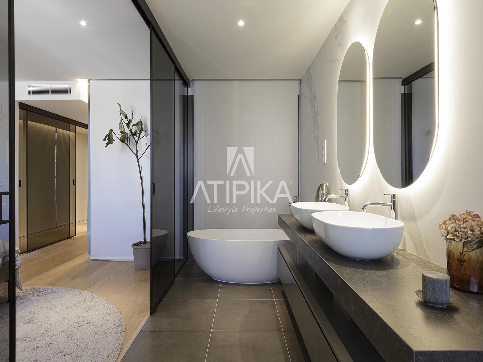 2 soveværelse Penthouse til salg i Barcelona by med swimmingpool - € 4.500.000 (Ref: 9216968)