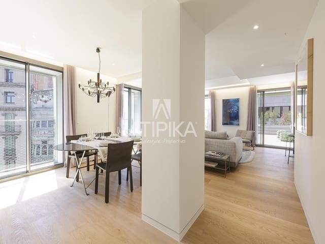 2 bedroom Penthouse for sale in Barcelona city with pool - € 4,500,000 (Ref: 9216968)